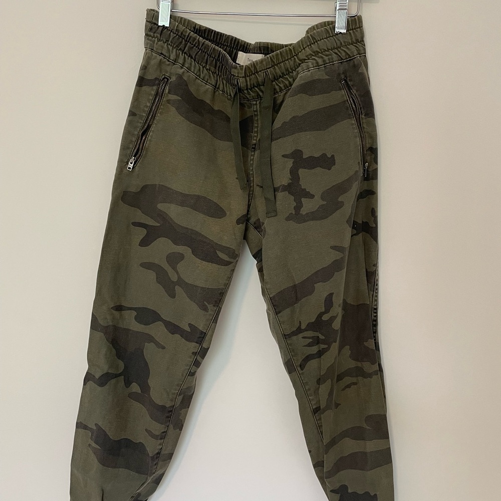 Camouflage joggers
